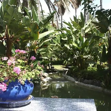 Beachfront Development With Tropical Gardens. Apartment *