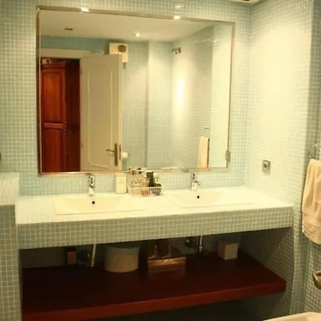 Beachfront Development With Tropical Gardens. Apartment Marbella